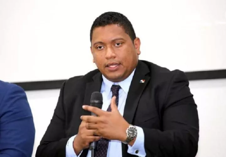 Luis Oliva permanece detenido desde finales de mayo, cuando fue aprehendido y posteriormente se le impuso la medida cautelar de detención provisional.
