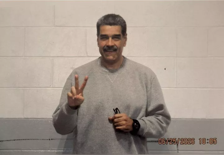 Las fotografías, publicadas en las cuentas de Maduro en distintas redes sociales, fueron compartidas por otros integrantes del chavismo, así como por el gobernante Partido Socialista Unido de Venezuela (PSUV). Foto. @NicolasMaduro