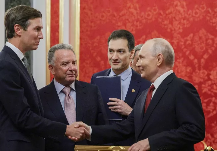 Las negociaciones ruso-ucranianas con mediación de la Casa Blanca están estancadas desde febrero pasado, cuando comenzó la operación militar de Estados Unidos e Israel contra Irán. Foto. EFE