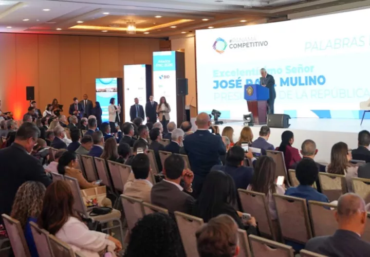 Participe hoy en el Foro Nacional para la Competitividad, un espacio clave para seguir construyendo el Panamá que queremos, más competitivo, con más inversión y con más oportunidades para cada panameño.
