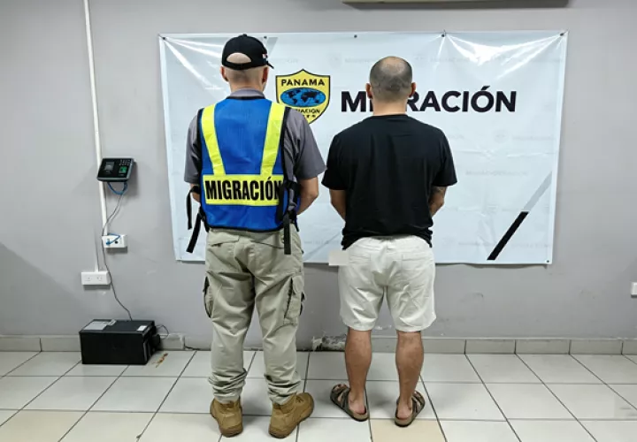 El extranjero viajaba en un autobús de TICA BUS con destino a Costa Rica cuando las autoridades detectaron la alerta.  /  Foto: SNM