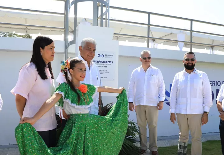 Cinco tanques y 55 kilómetros de tubería para llevar agua al Este. / Foto: Cortesía