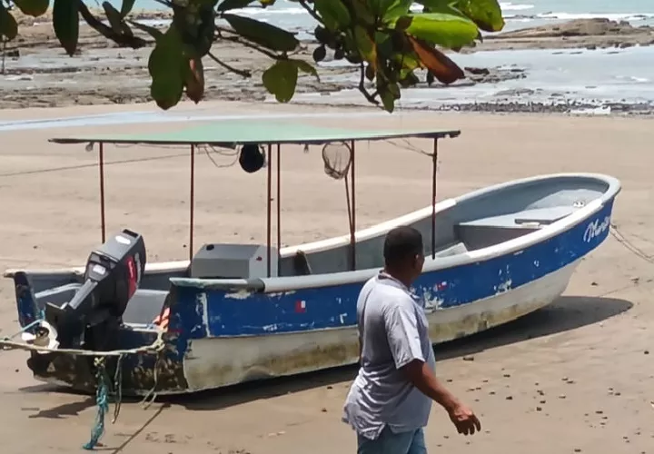 La situación representa un duro golpe para la pesca de subsistencia y artesanal, cuyos trabajadores dependen directamente de la actividad para sostener a sus familias. Foto. Melquíades Vásquez