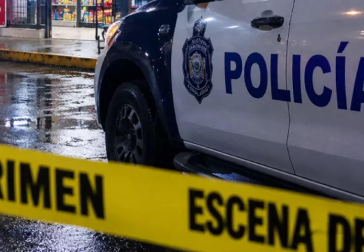 Un hombre de 38 años murió la noche del viernes 25 de septiembre tras ser víctima de un ataque armado en el sector de Santa Rita. Foto: Generada con IA