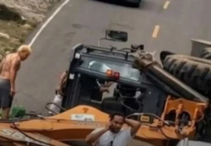 Retroexcavadora se accidenta y deja un trabajador muerto en Las Mañanitas. Foto: Redes Sociales