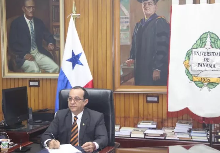 Con la Rendición de Cuentas de este lunes, el rector cerrará el balance de una gestión que comenzó en 2016 y termina el 30 de septiembre de 2026, dando paso a una nueva administración en la Universidad de Panamá.