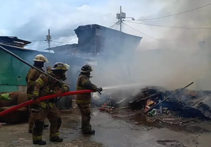 Las llamas fuereon controladas por los Bomberos.  / Foto: BCBRP