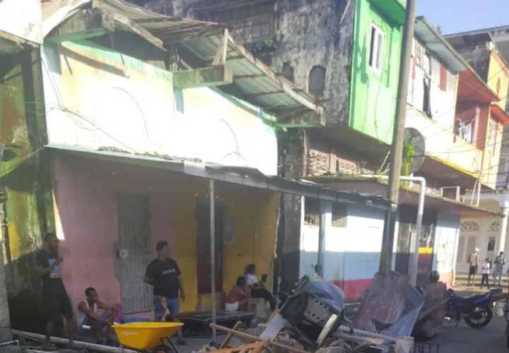En la inspección se constataron severas grietas, daños en columnas y el riesgo inminente de colapso en techos y vigas de edificios residenciales e instalaciones deportivas.