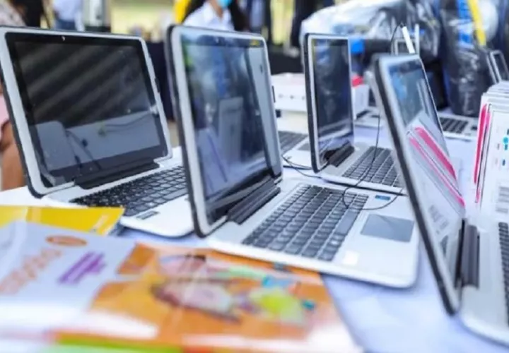 El MEDUCA ha recibido 28,585 computadoras de las 54,000 contratadas.