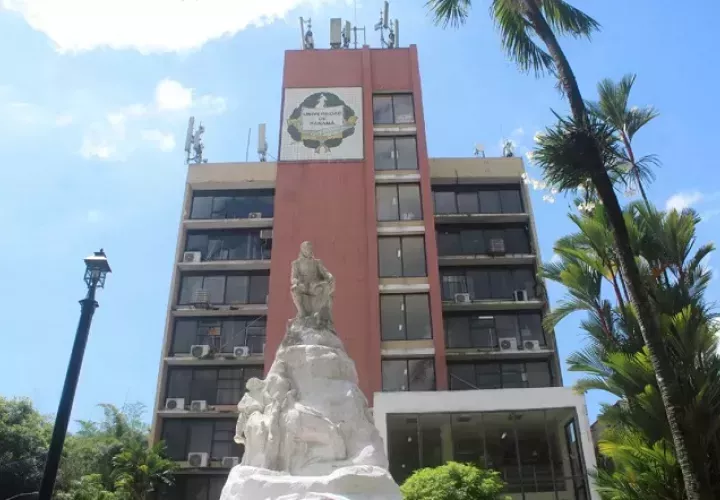UP reanudará clases presenciales de forma escalonada desde el lunes.