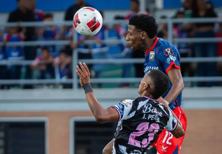 El primer partido del clásico de este torneo lo ganó Plaza Amador 3-2