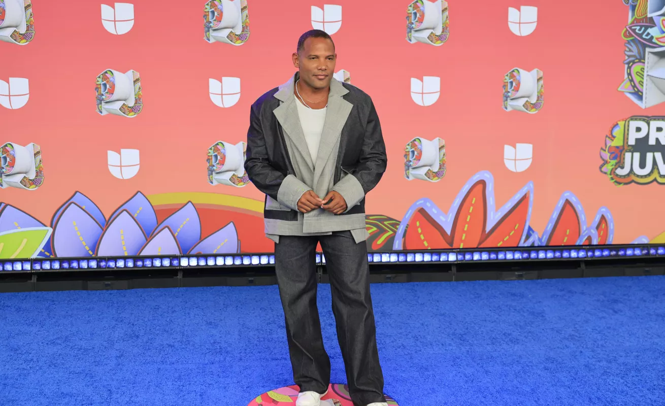 Desde la alfombra azul 