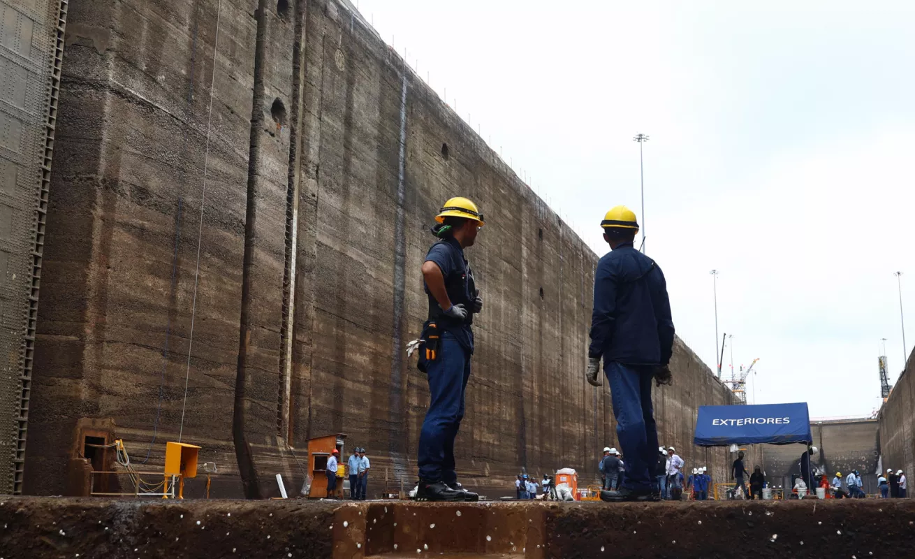 En imágenes: Canal de Panamá reacondiciona las históricas esclusas de Gatún