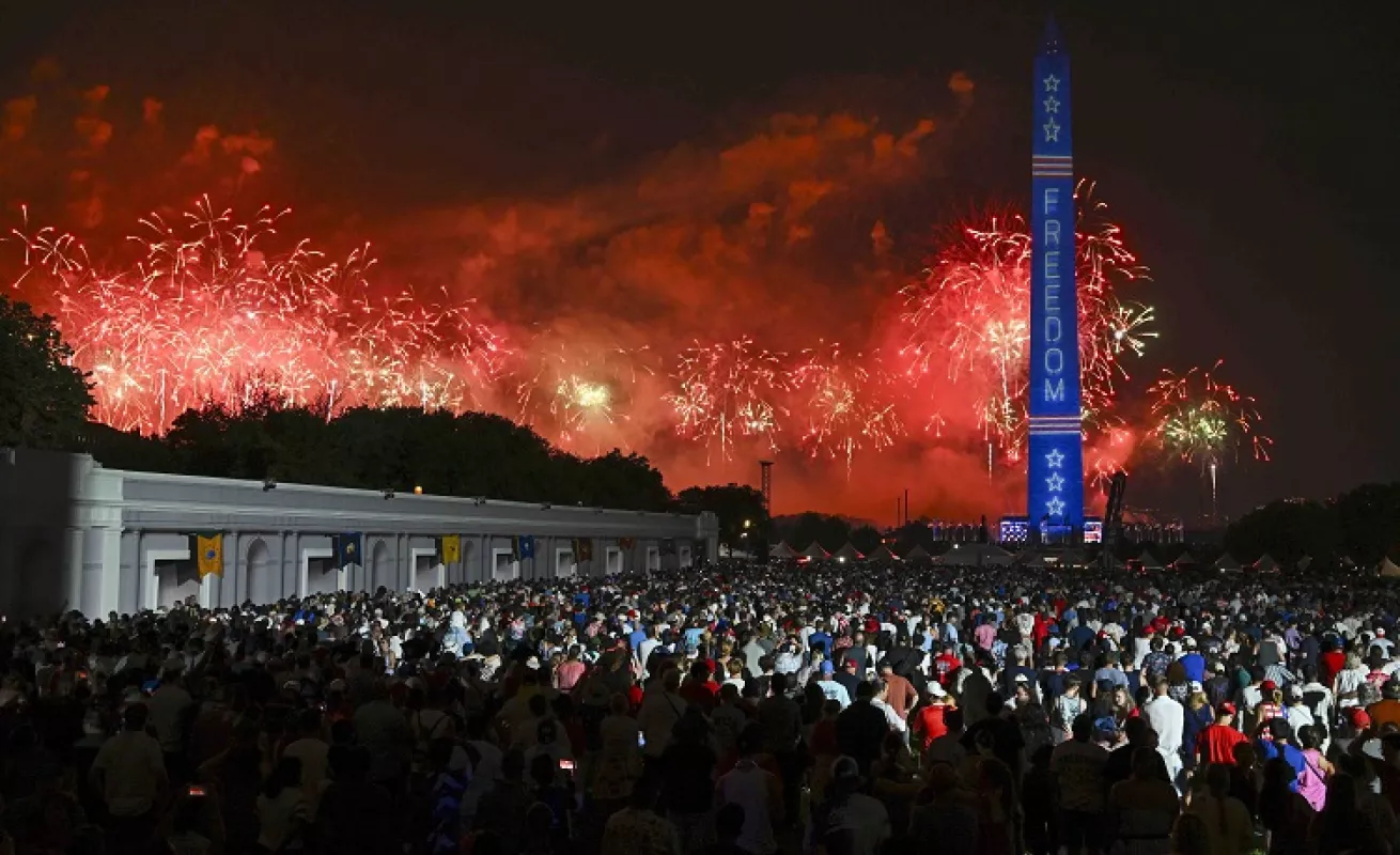 Estadounidenses celebran por todo lo alto sus 250 años de independencia