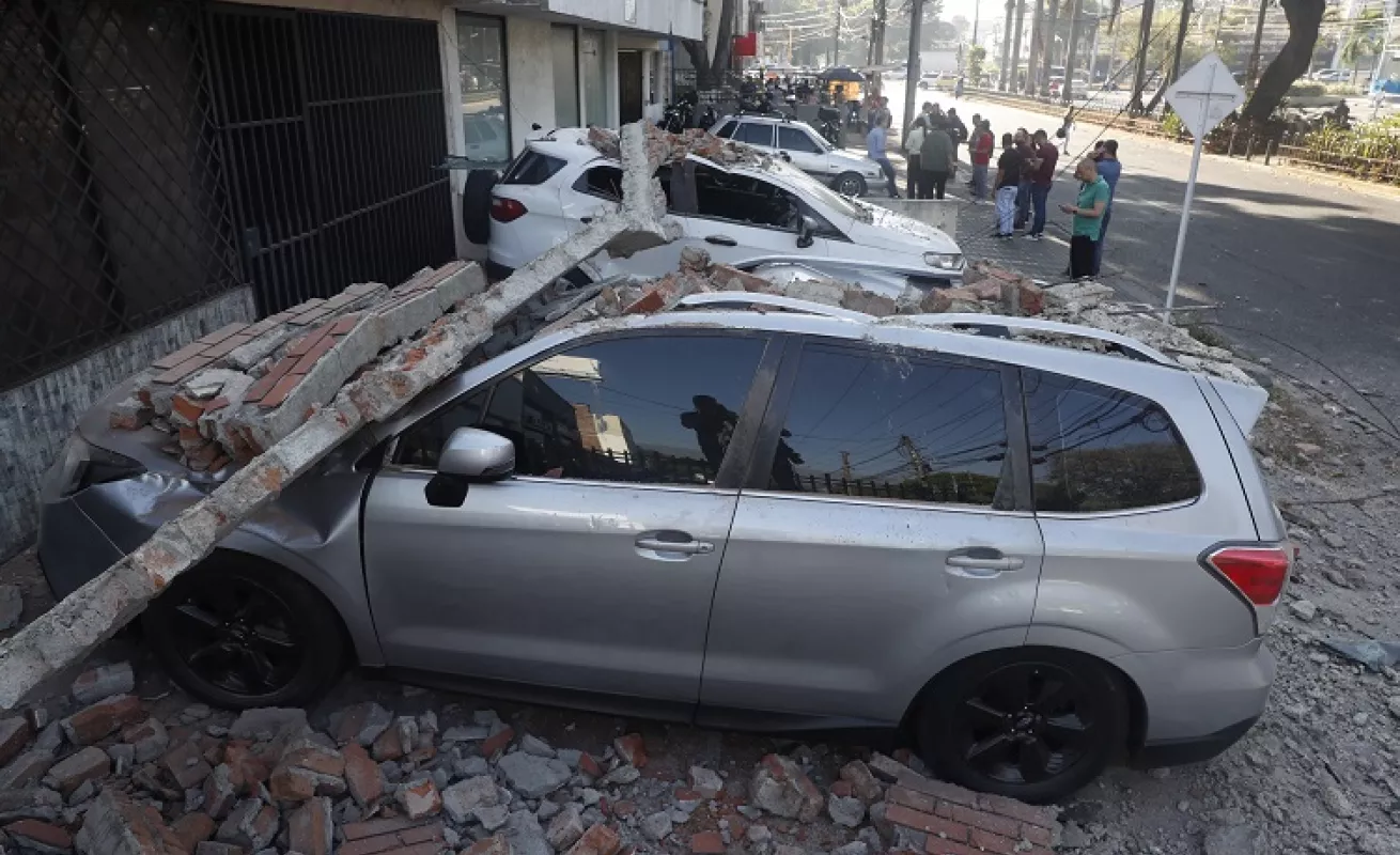 Pánico en Colombia por terremoto de 7.4