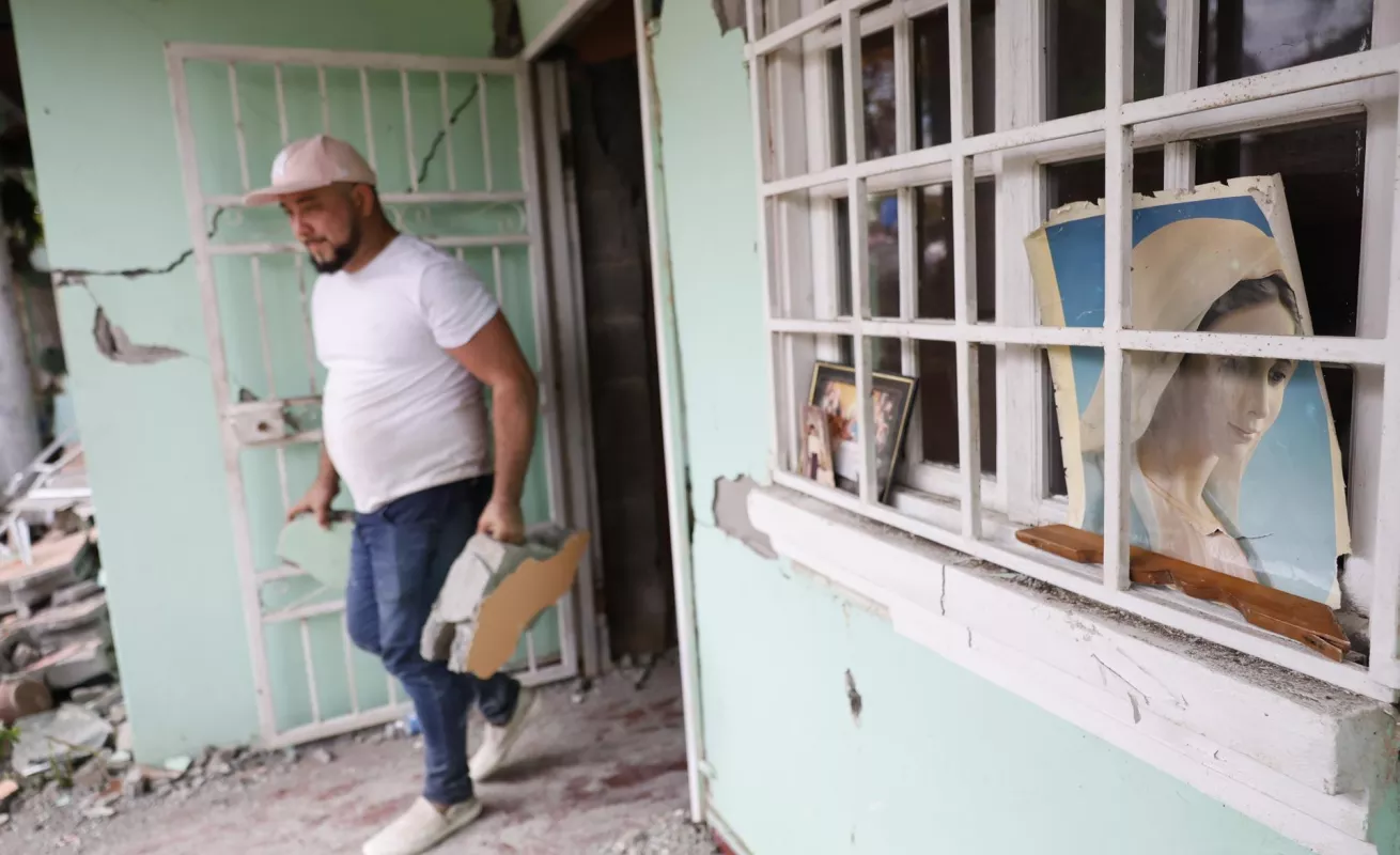 Con fe y esperanza: Macaracas limpia sus temores con la esperanza de ayuda