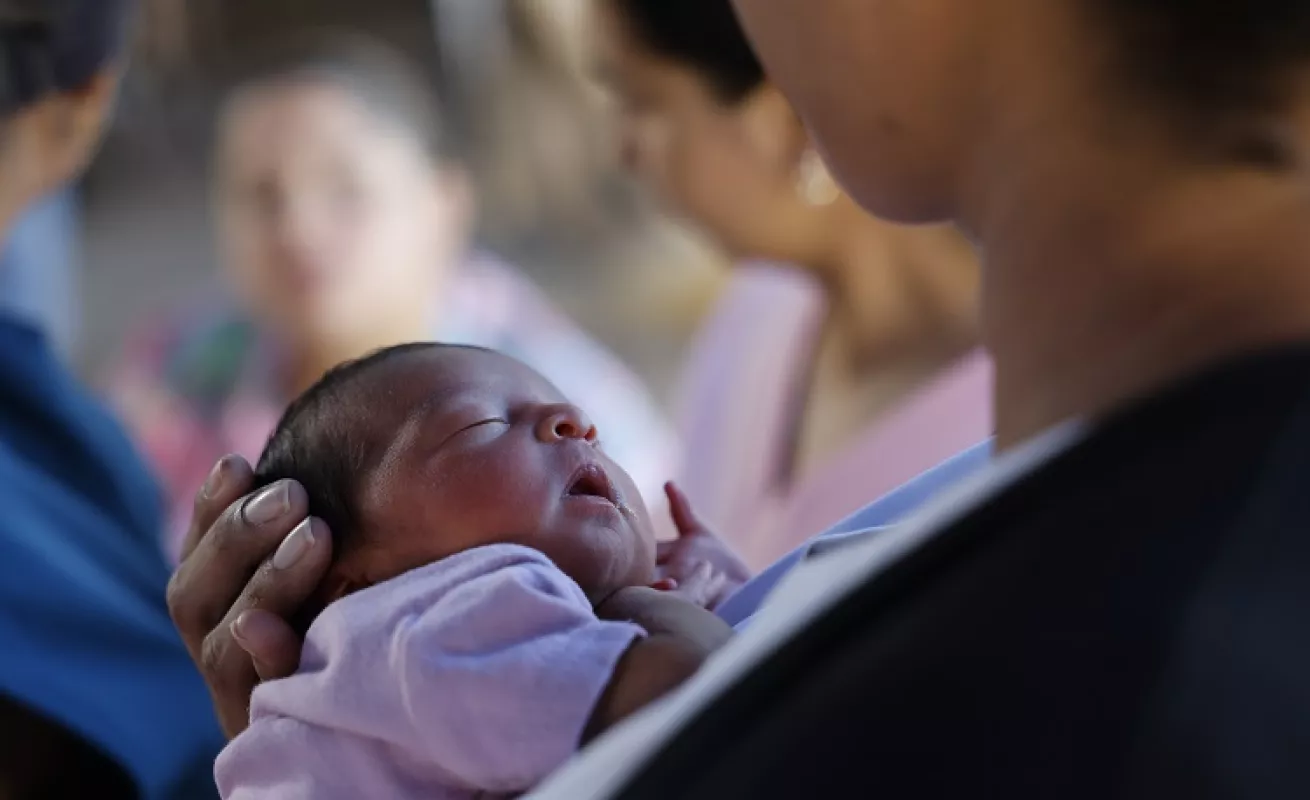 Médicos costarricenses apoyan a madres y bebés en Chitré
