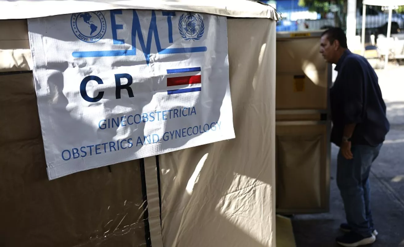 Médicos costarricenses apoyan a madres y bebés en Chitré