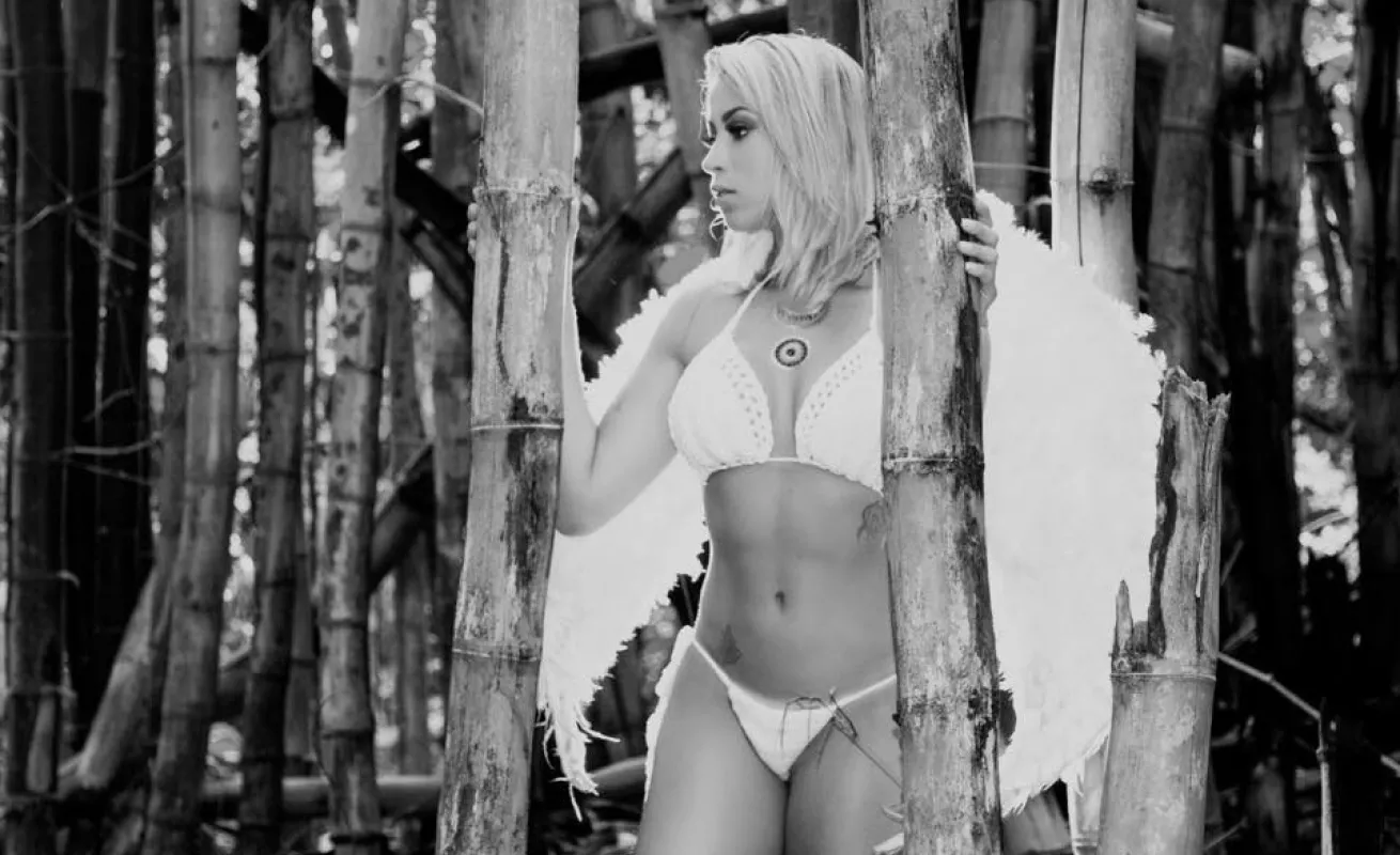 Galería de fotos  Carolina Gonçalves Narizinho 11/02/2015