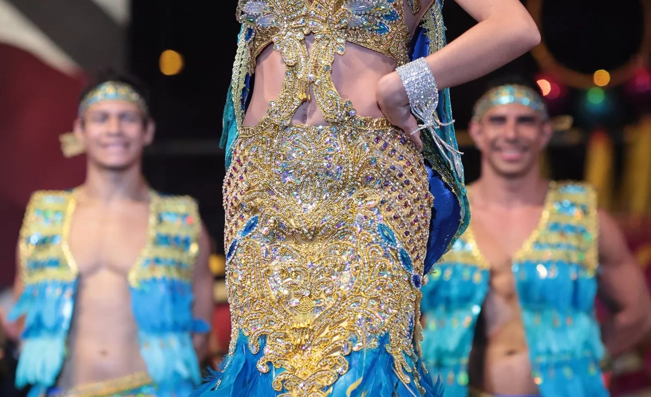 Coronoción de Onisis. Fotos: Shino HS