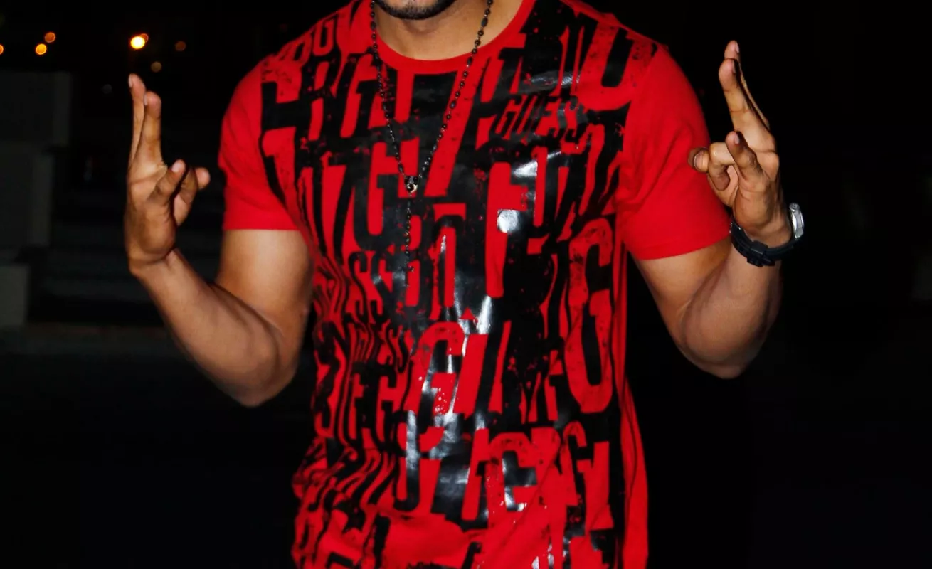 Coronación de Gina González, Mayuli Valencia y Jivelis Henríquez, reinas de San Miguelito. Fotos: Marly Domínguez