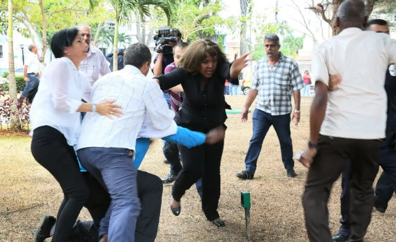 Cubanos marcaron con pleito el preámbulo de la Cumbre