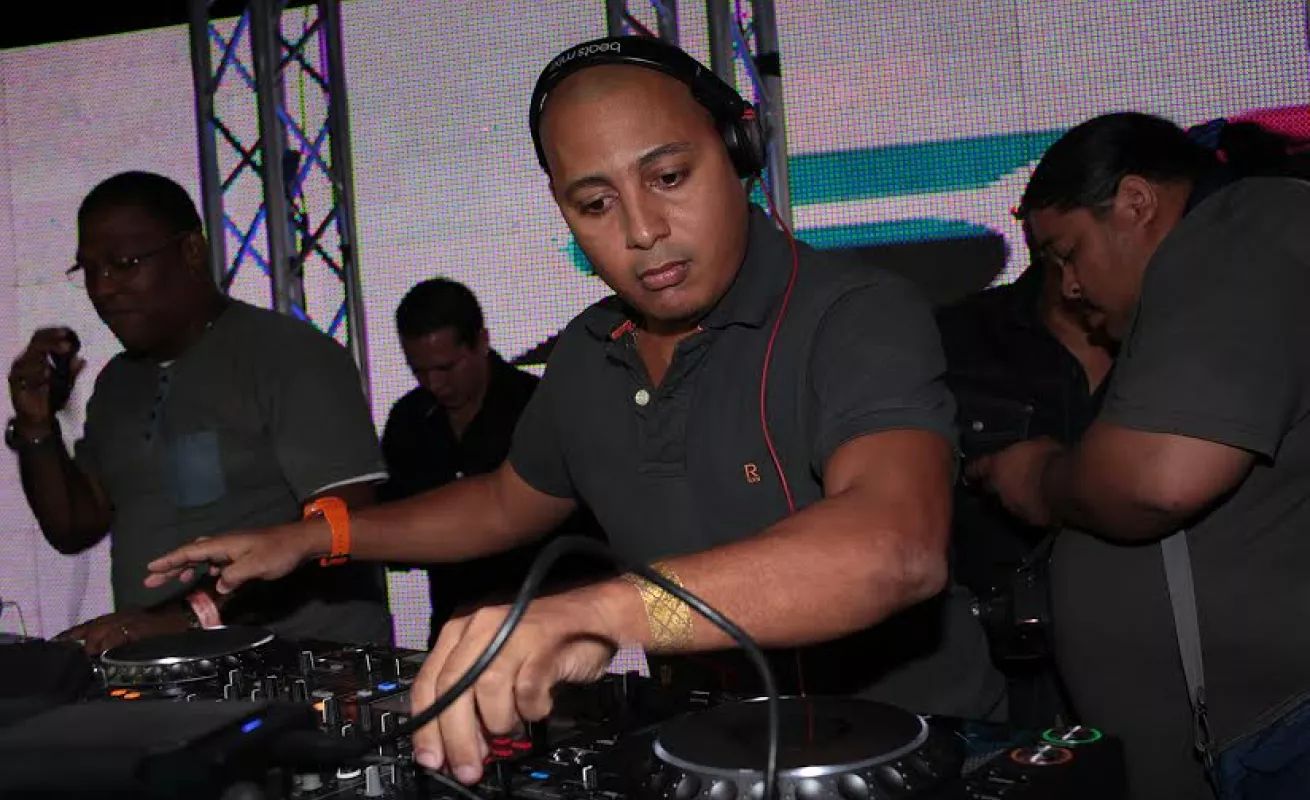 DJ Alex se queda con el primer lugar del 'Man to man' de Caliente