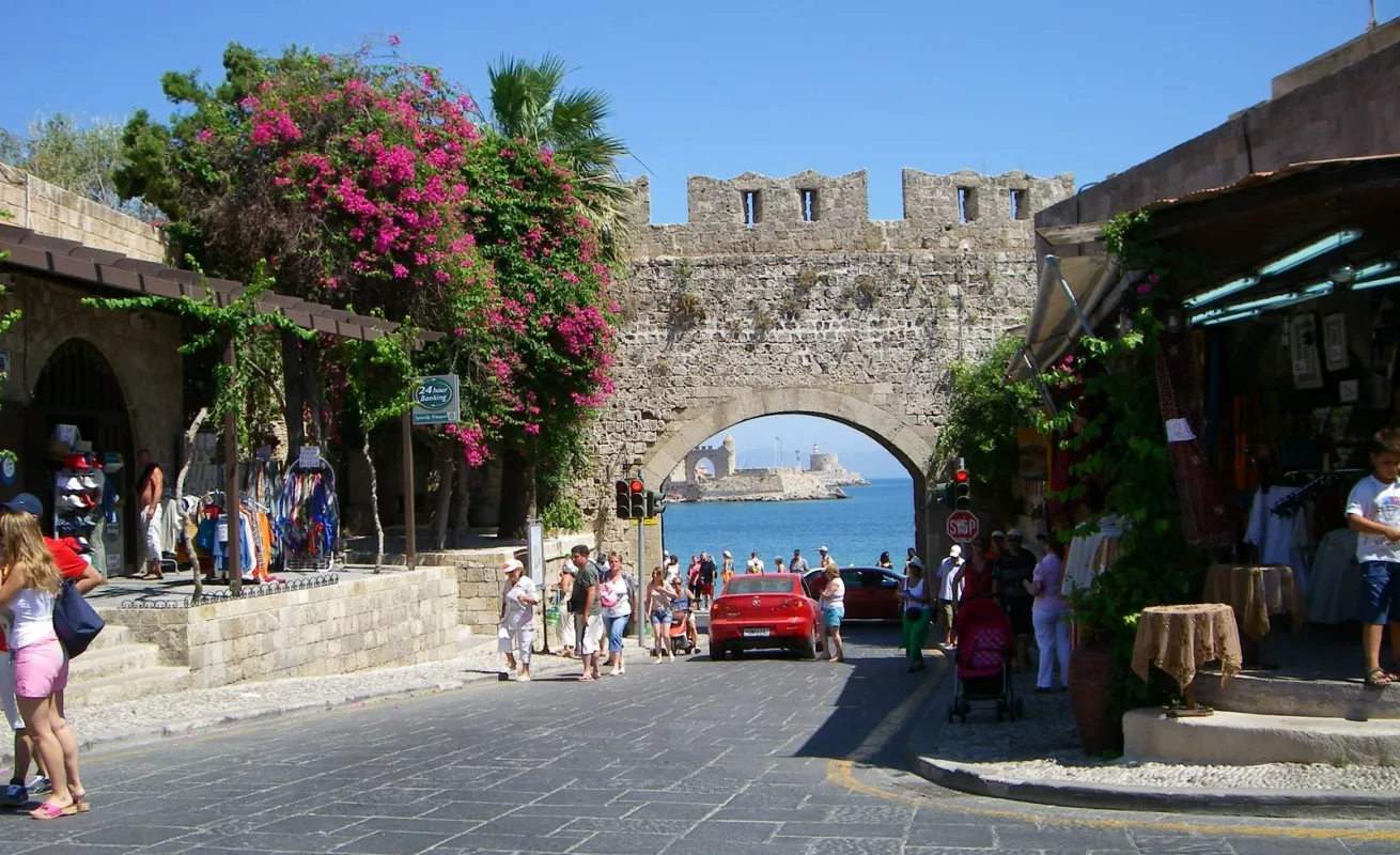 Roda, paradisíaca isla de Grecia