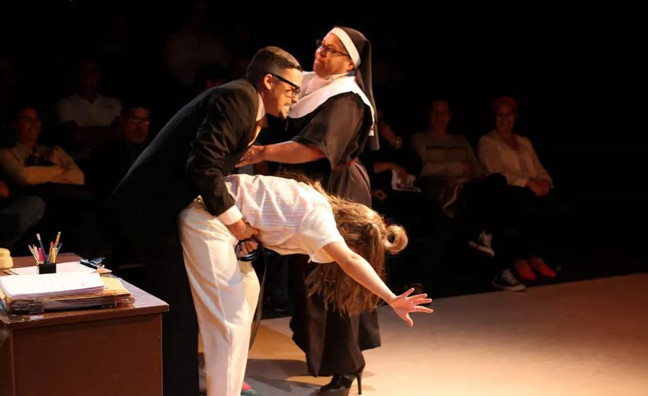 Ríe a más no poder con las locuras de 'Cada loco con su tema'