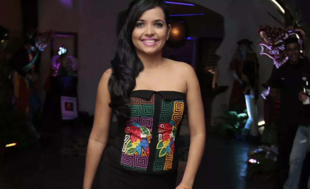 Karen Peralta presenta su nueva colección Etnik