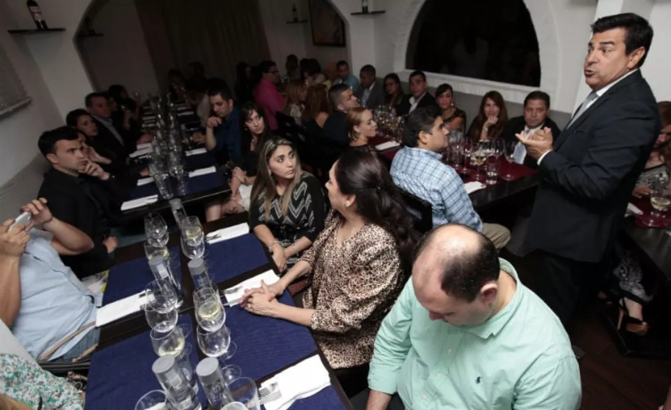 Presentan vinos Mezzacorona 