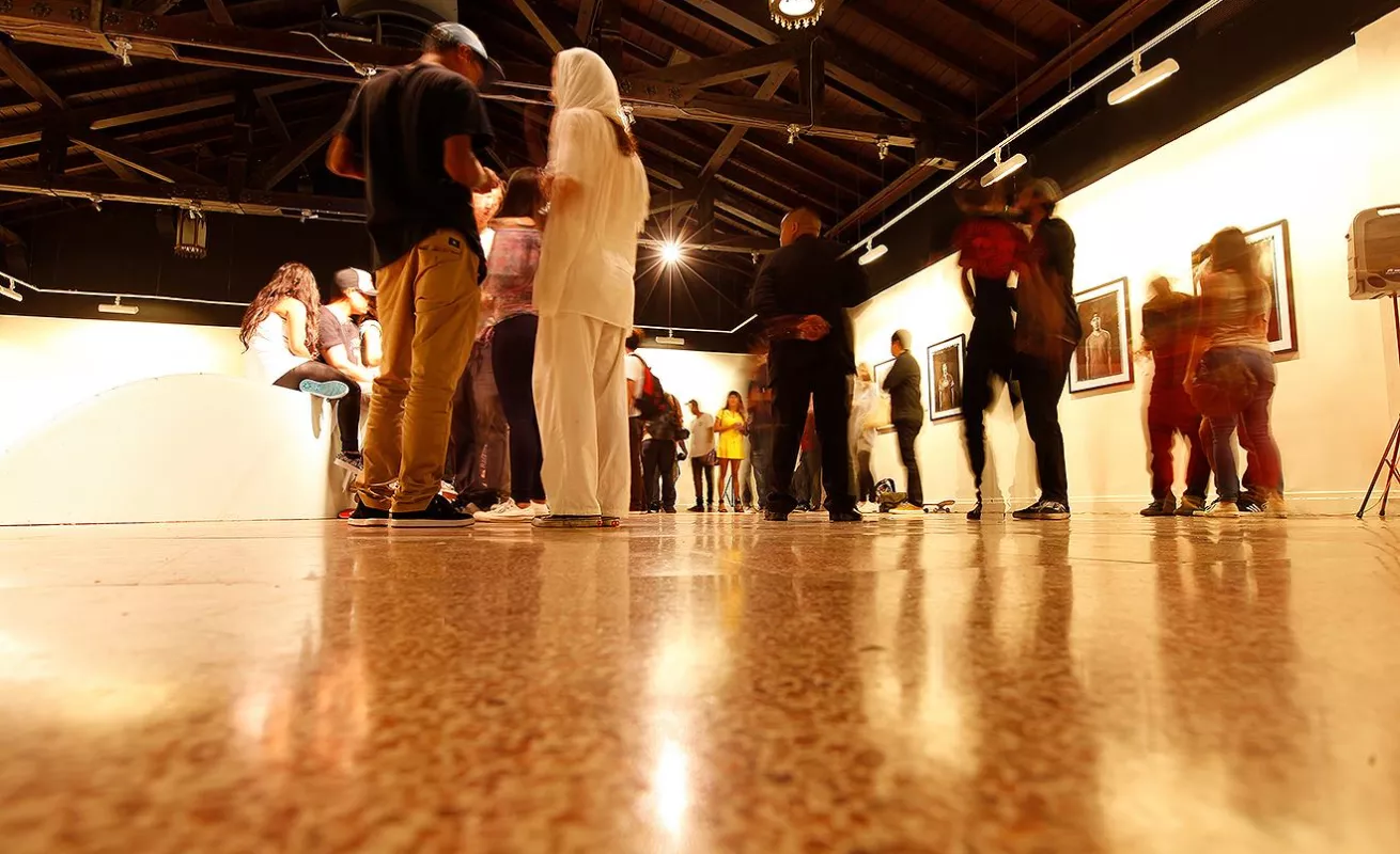 Expresión Furtiva: Artistas emergentes y arte skateboarding