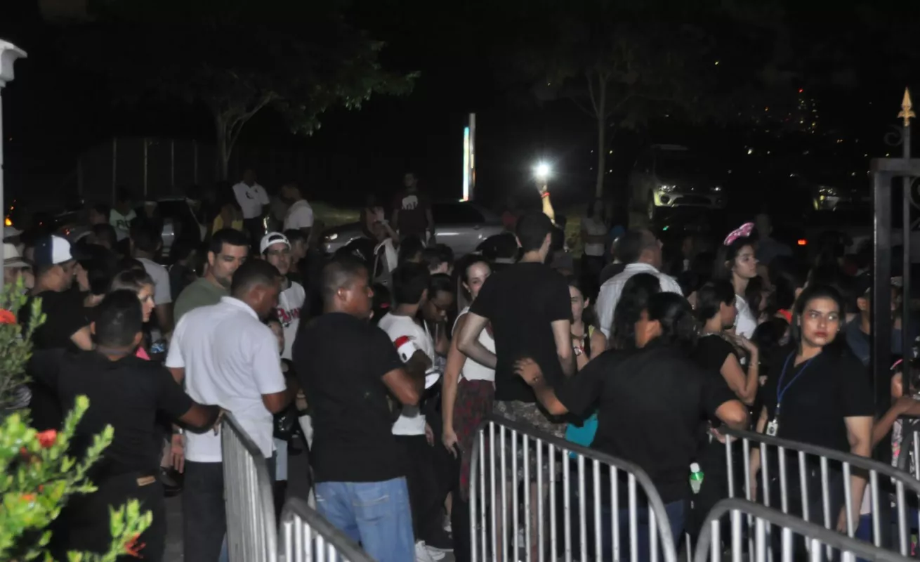 Katy Perry revoluciona el Figali con su "show"