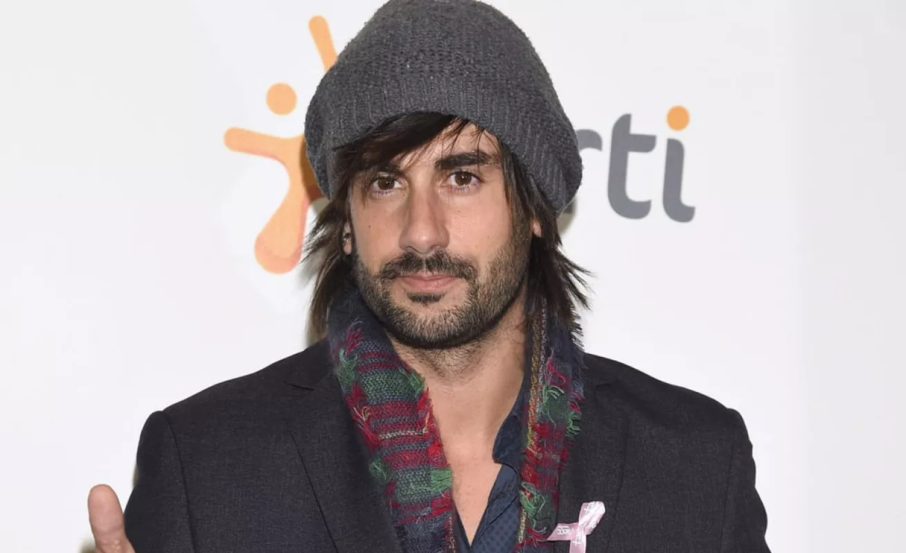 Melendi, Directo a septiembre...