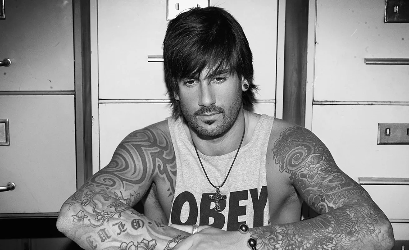 Melendi, Directo a septiembre...