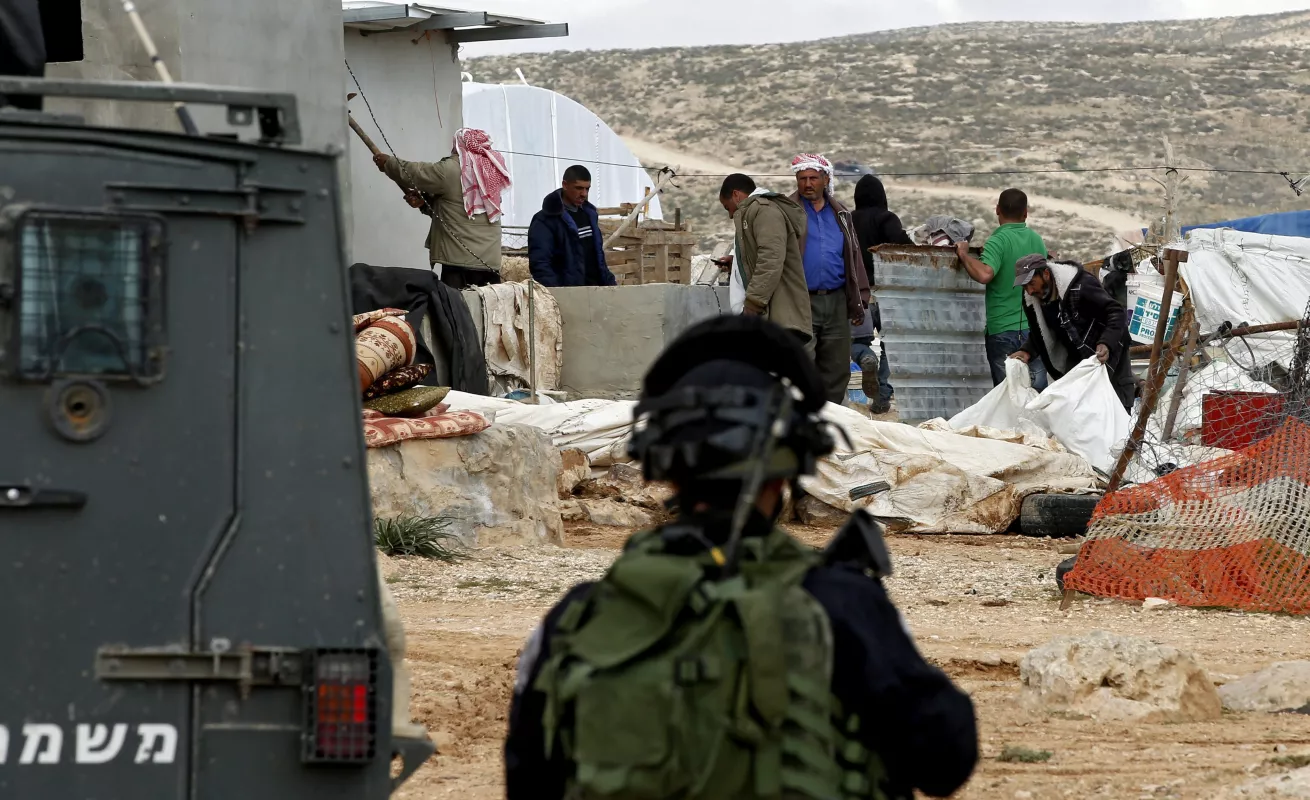 #MundoCri Ejército israelí evacua a palestinos