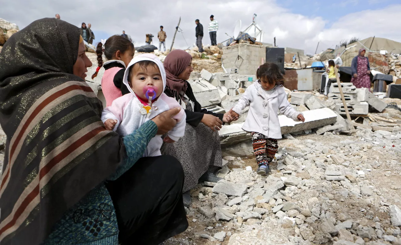 #MundoCri Ejército israelí evacua a palestinos