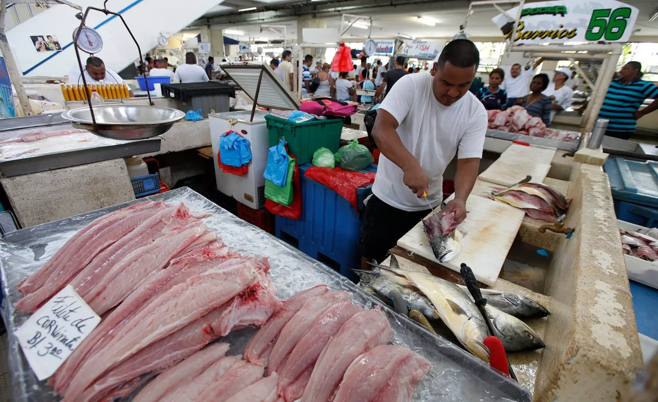 Mercado de Mariscos, epicentro de frescas especies marinas...