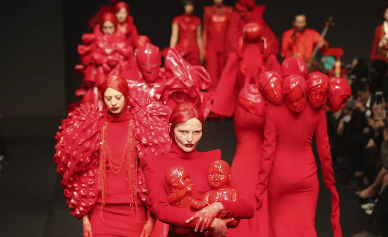 Sheguang Hu, semana de la Moda en Pekín