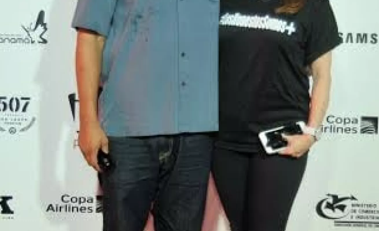 Alfombra roja de largometraje El Cheque en el IFF