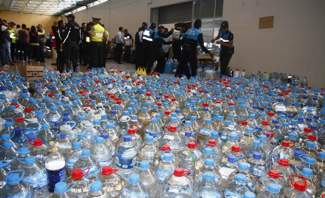 Operativos de rescate en Ecuador tras sismo registrado el sábado