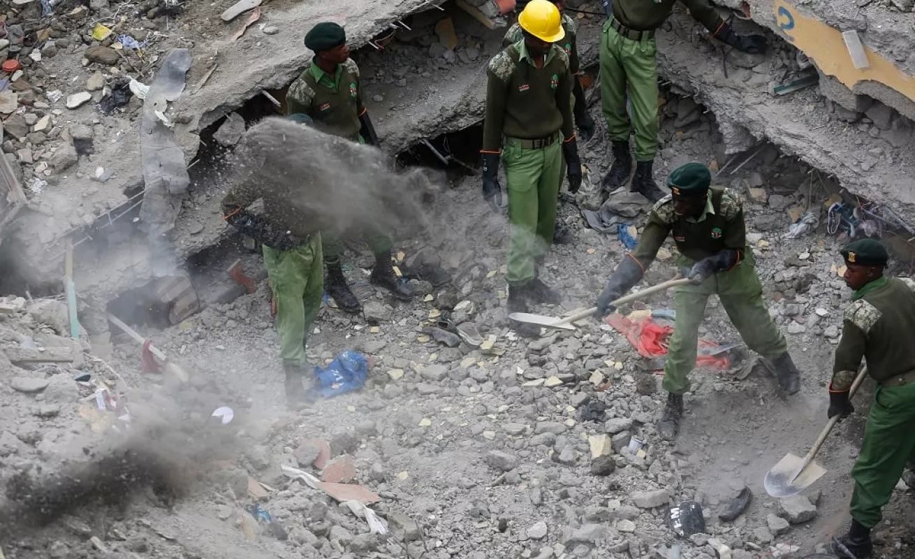 Retrospectiva de la operación de rescate tras derrumbe de un edificio en Nairobi 