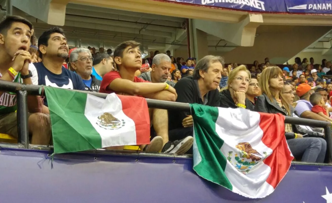 Panameños en el basket