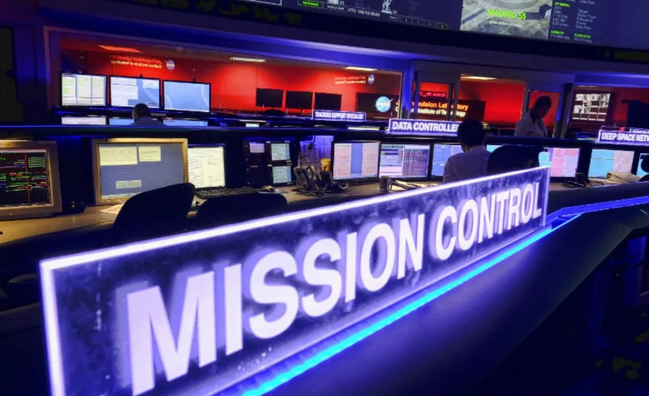 Juno viaja hacia Júpiter