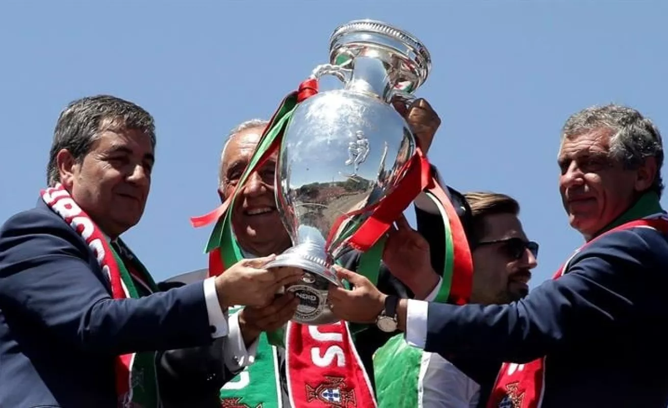 Lisboa aclama a Portugal, la campeona europea