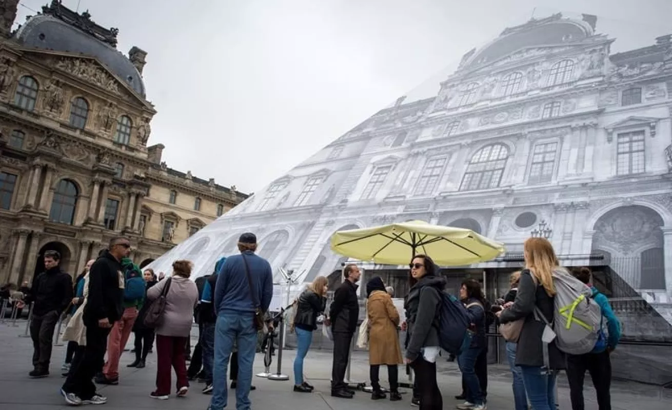 Sitios turísticos alrededor del mundo