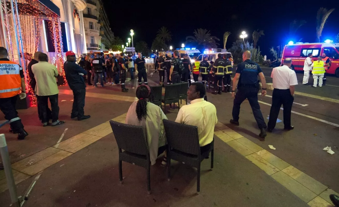 Ataque en Niza: Decenas de muertos