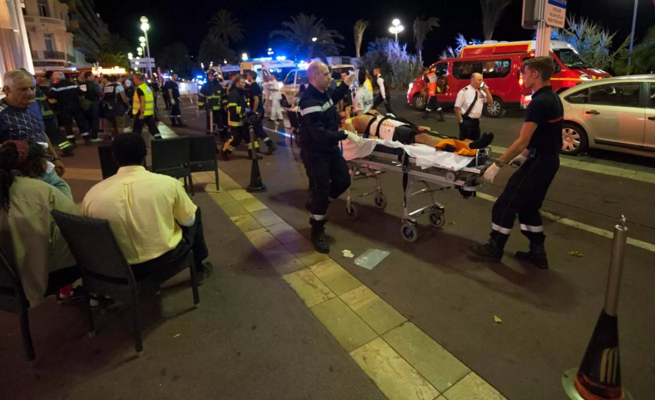 Ataque en Niza: Decenas de muertos