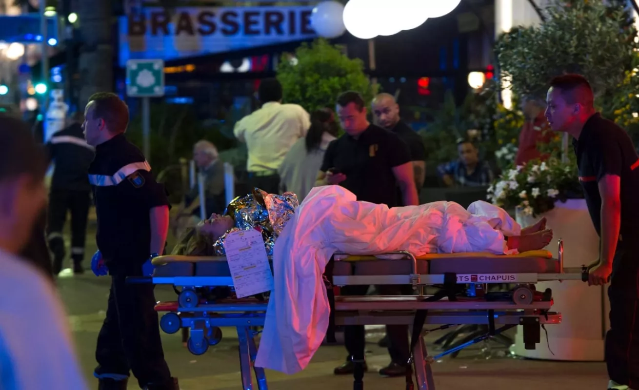 Ataque en Niza: Decenas de muertos