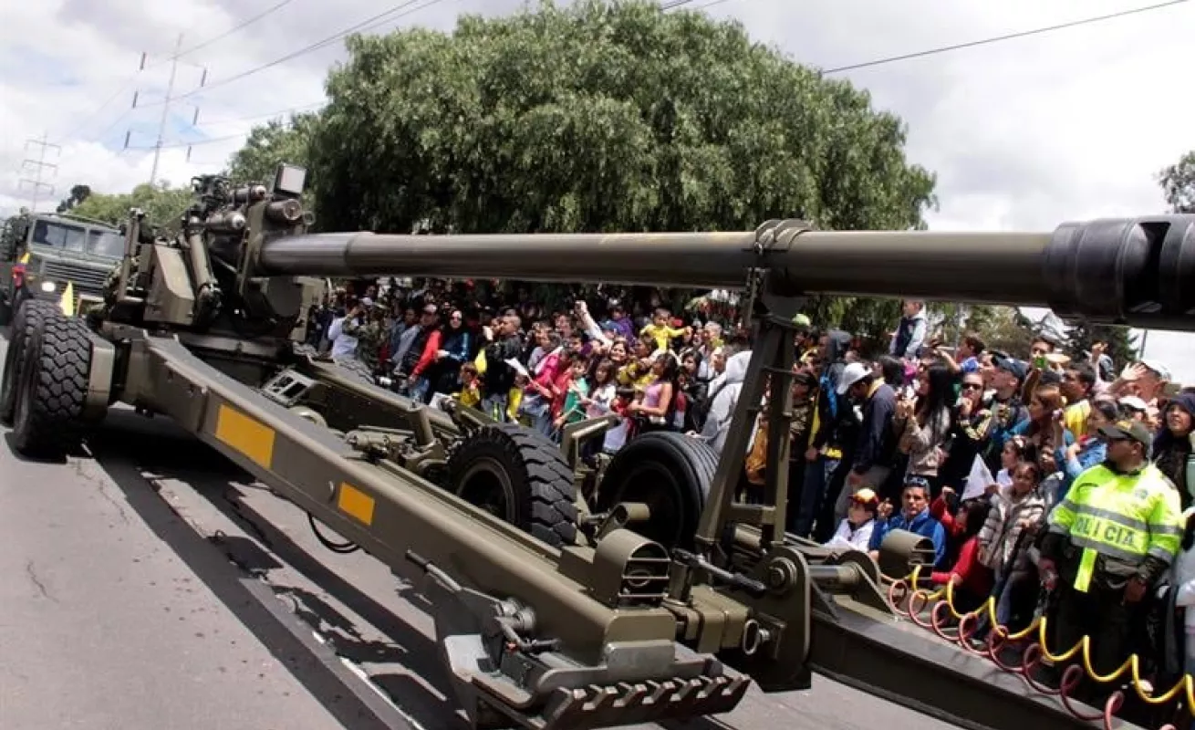 Colombia festeja aniversario 